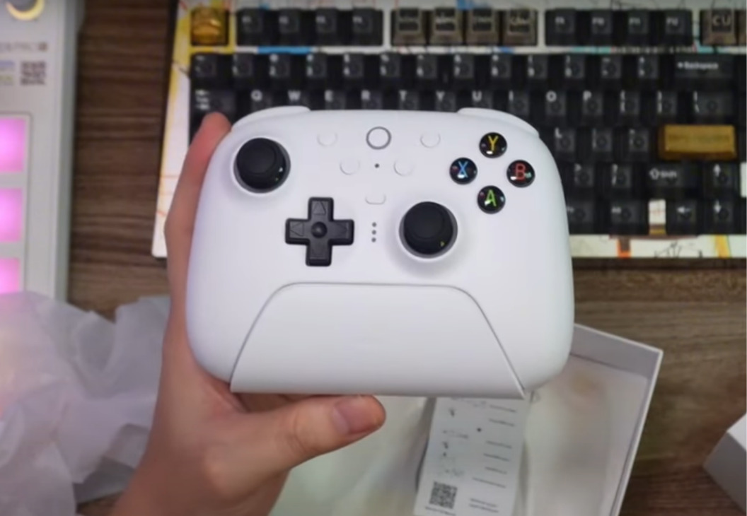 8BitDo Ultimate 2