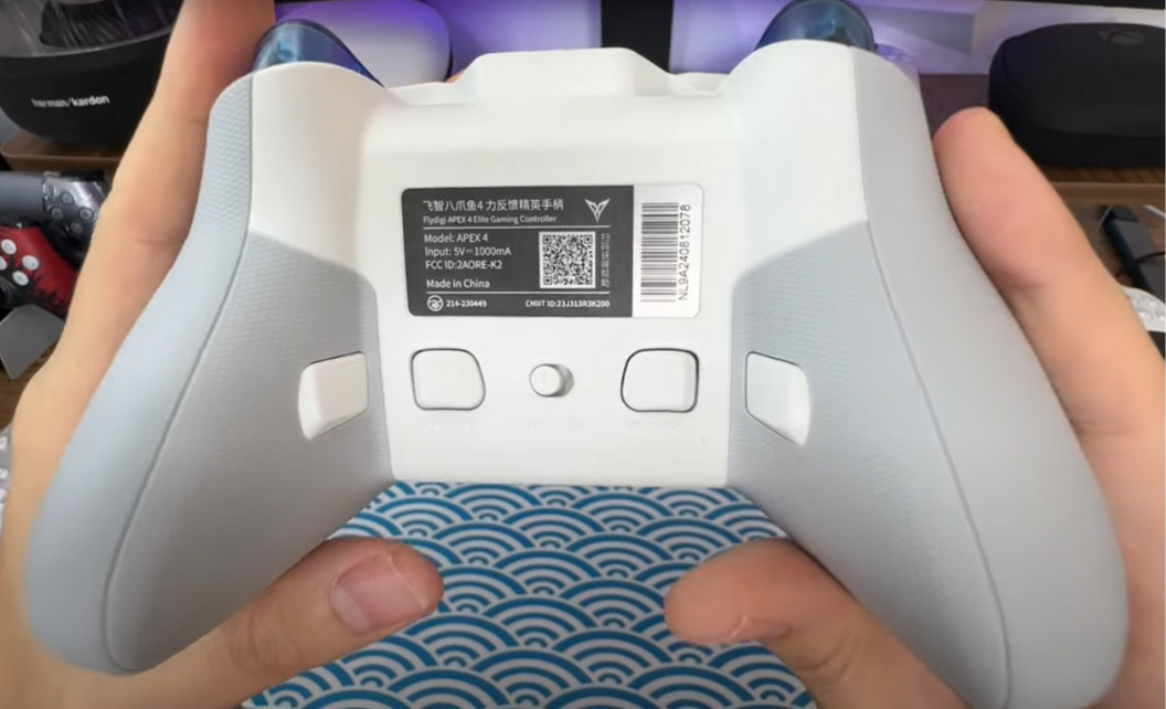 Flydigi Apex 4